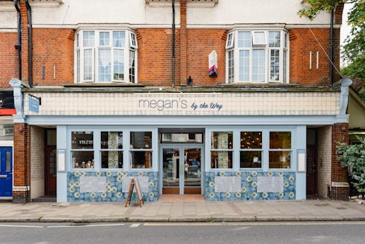 Megan's by the Wey - Weybridge 