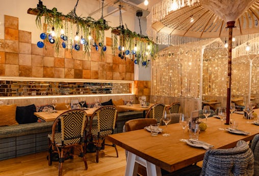 Megan's by the Wey - Weybridge 