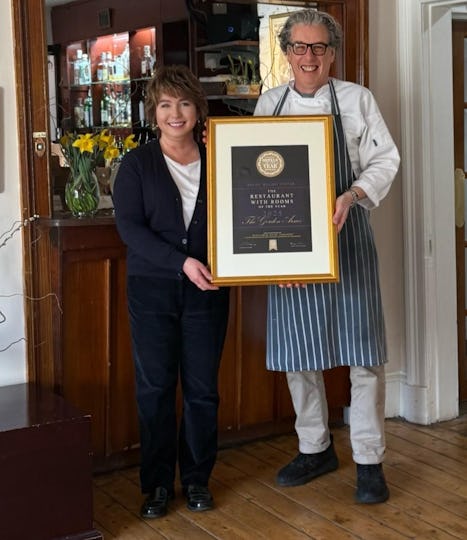 THE GORDON ARMS Restaurant with Rooms