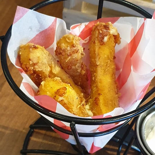 West Coast Bar & Grill