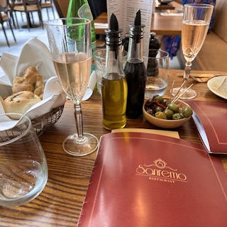 700 Points for evening diners