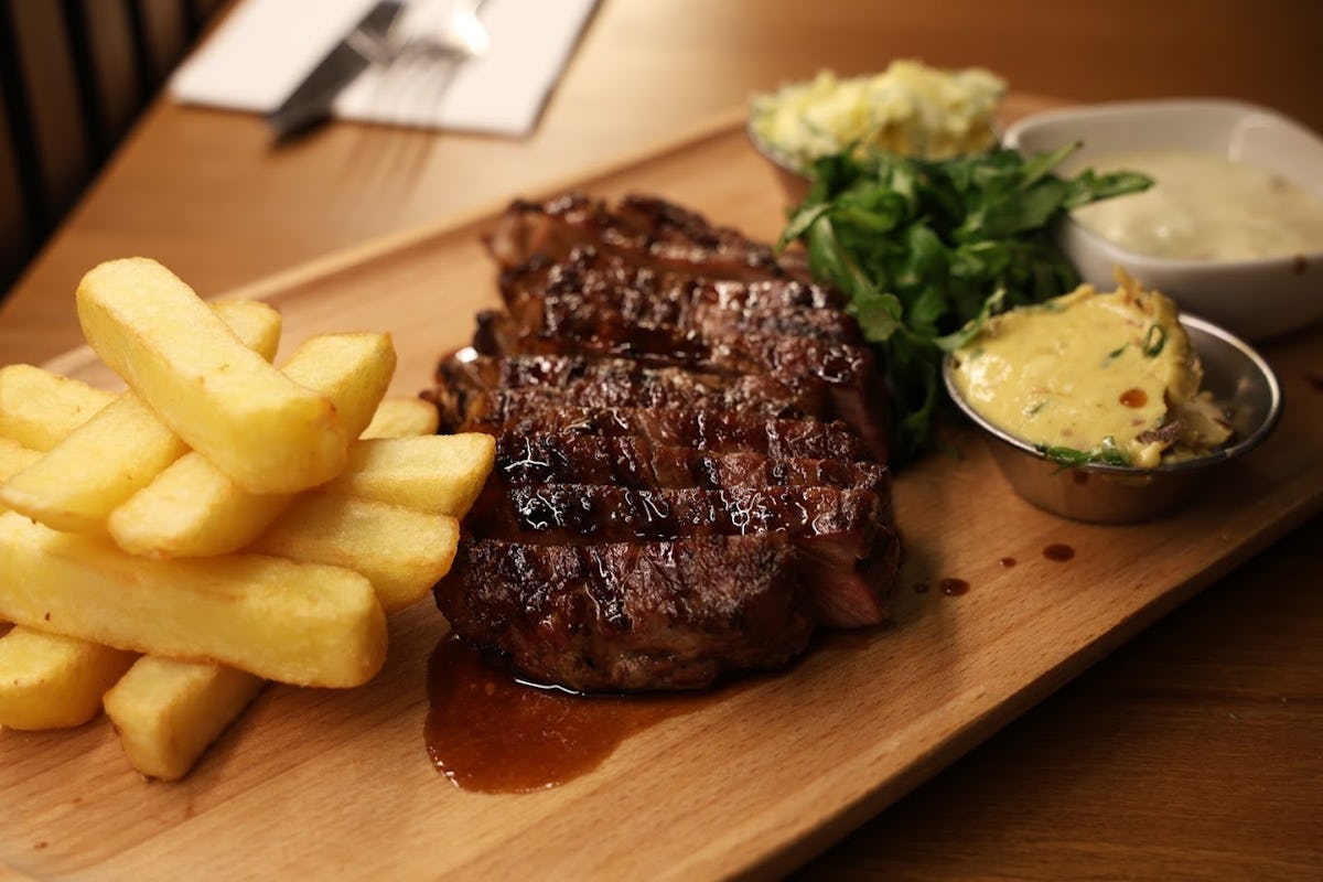 Croftwood Bar & Grill