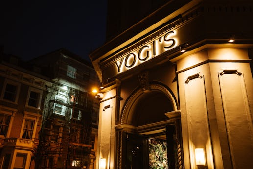 Yogi's