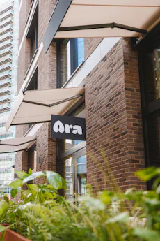 Ara