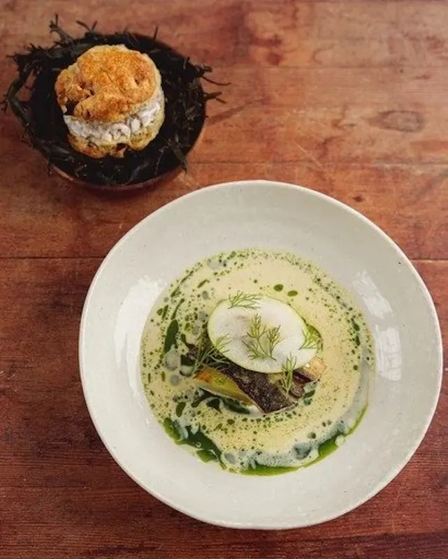 The Golden Ball, Henley-on-Thames