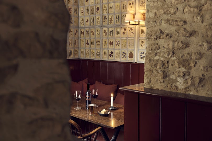 The Bell, Charlbury