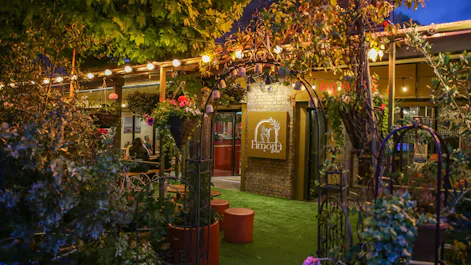 Amora Gusto Tapas & Bar
