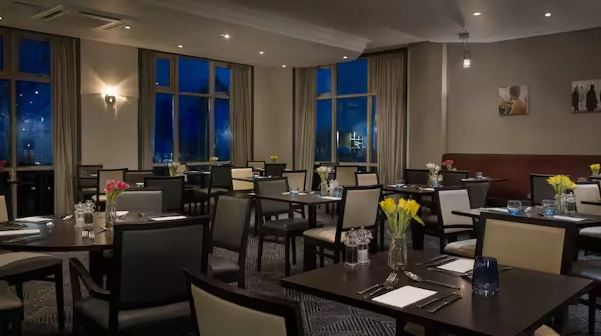 DoubleTree by Hilton - Dartford Bridge