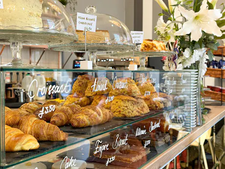Hanover 71 Café & Bistro