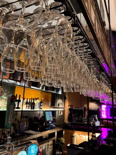 Home Bar & Grill