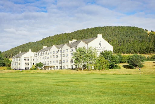 Linden Restaurant at Macdonald Frimley Hall Hotel & Spa