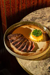OMÍ Lounge