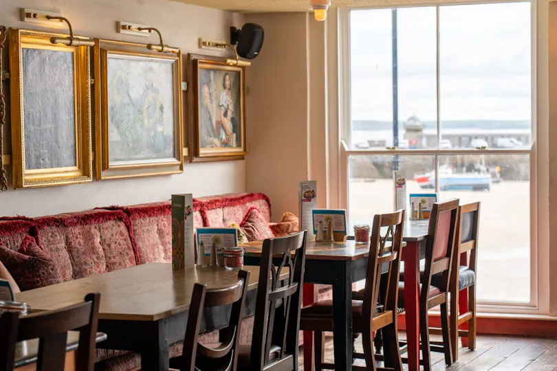 Tretho Lounge