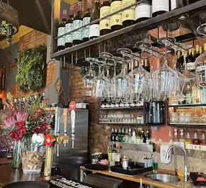 Rustiq Restaurant