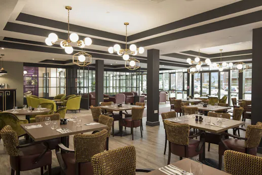 Somer Dining