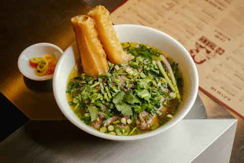 Cô Thành