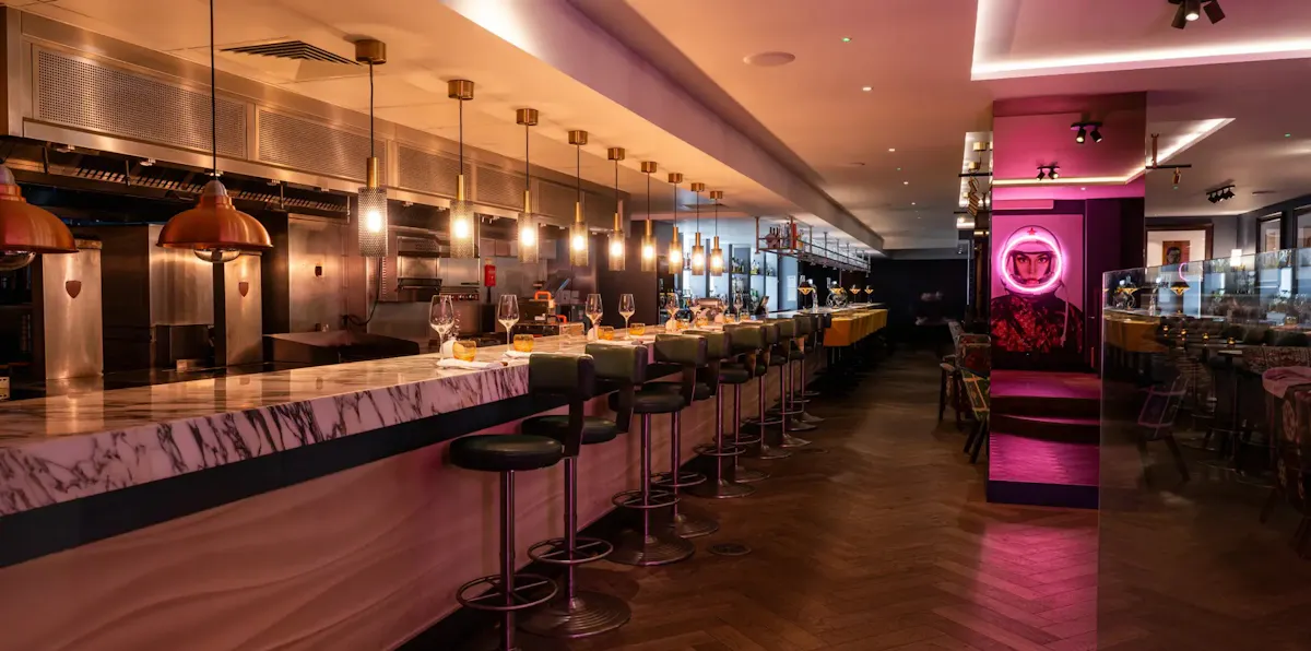 The Long Bar & Grill