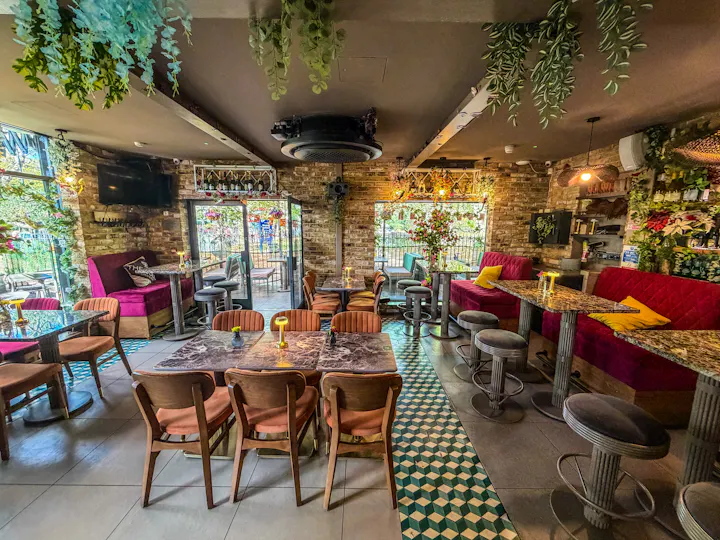 The Solo Kitchen & Bar