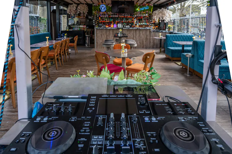 The Solo Kitchen & Bar