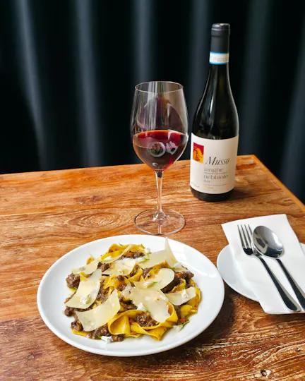 ATOMECA Wine Bar