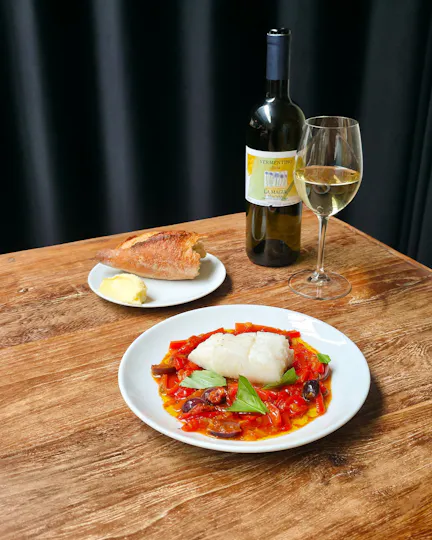 ATOMECA Wine Bar