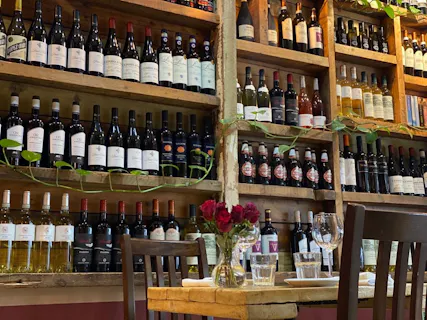 Avanti Acton Tapas