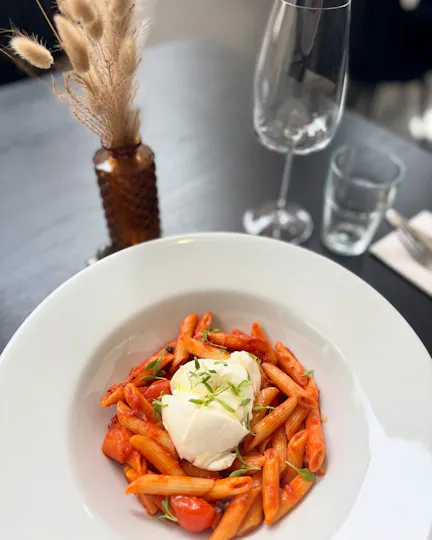 Amelia’s Bar & Kitchen