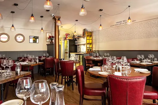 300 Local Restaurants near The Spires Shopping Centre Barnet