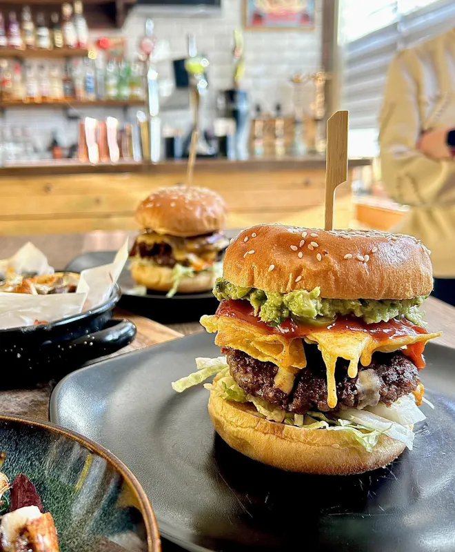 Burgers n Barrels