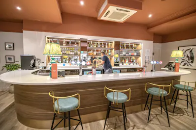Embers Bar & Grill