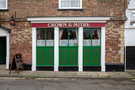 Crown & Mitre
