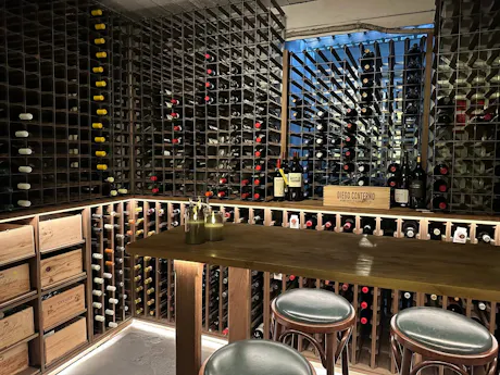 Damn Yankee Wine Bar