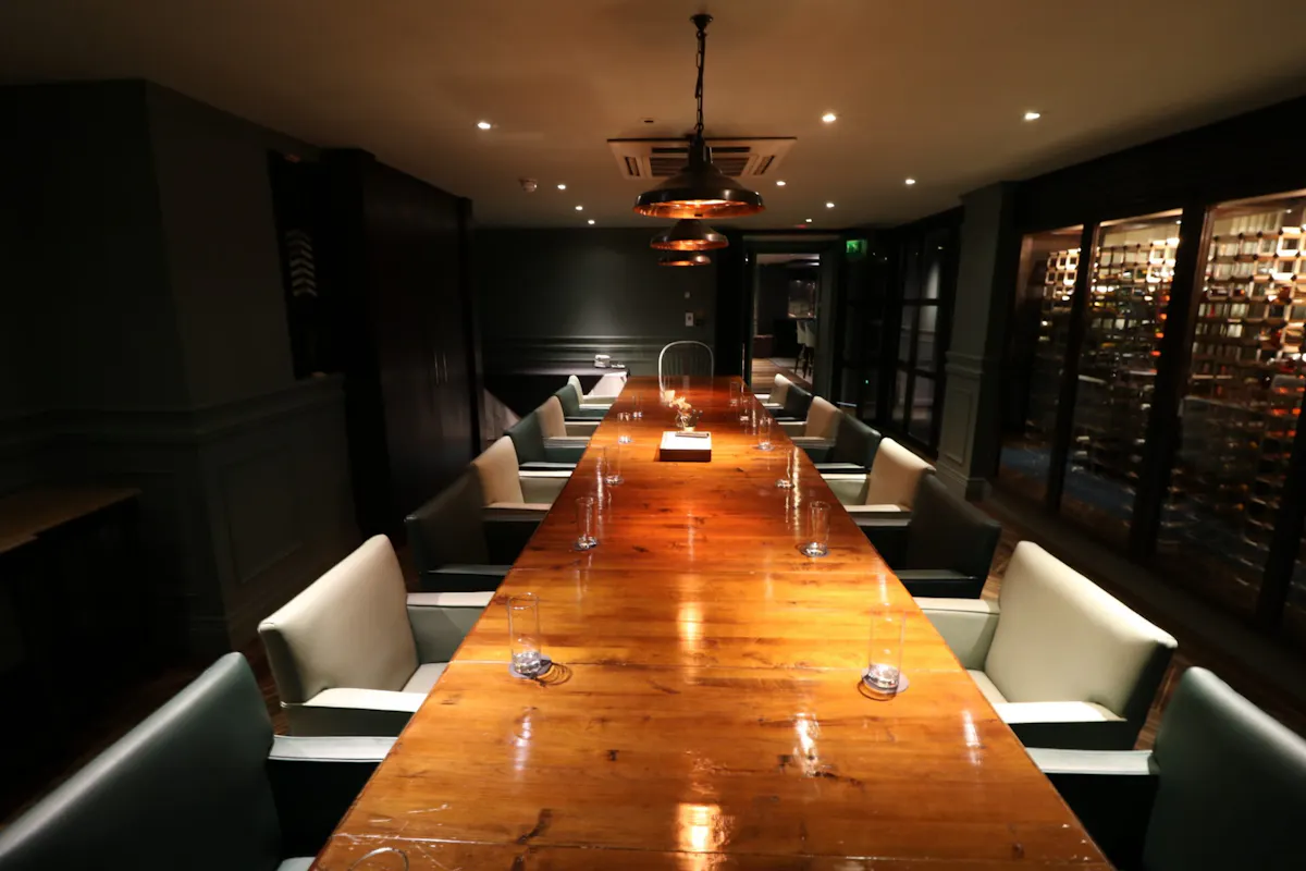Eight Bank