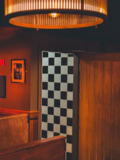 Harvey's New York Bar & Grill