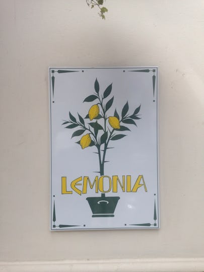Lemonia