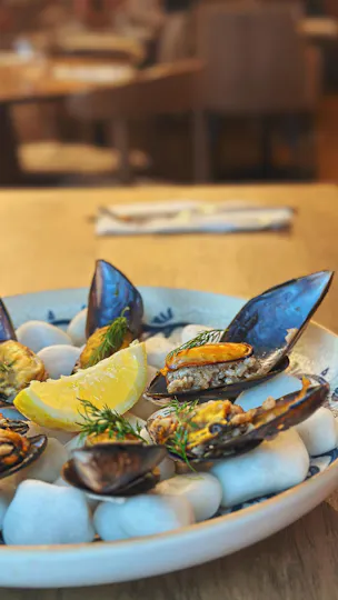 Longa Restaurant