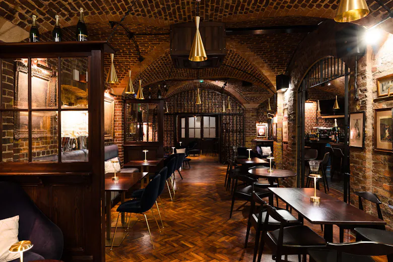 The Champagne Bar at 116 Pall Mall