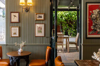 Old Wheatsheaf