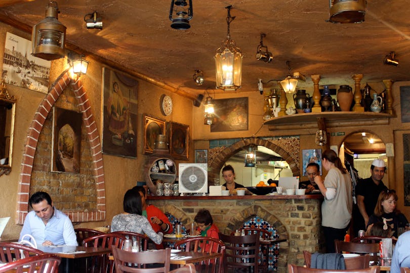 Faanoos Upper Richmond