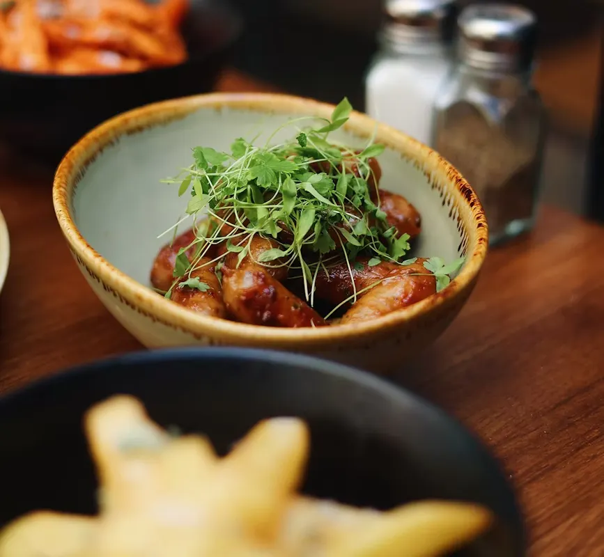 Leafi Kitchen Bar