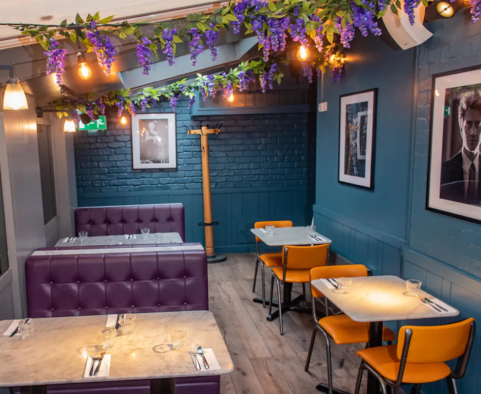 Pizza Express Chiswick High Road