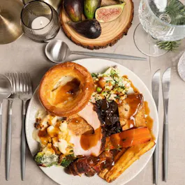 Pig & Pastry Café & Deli