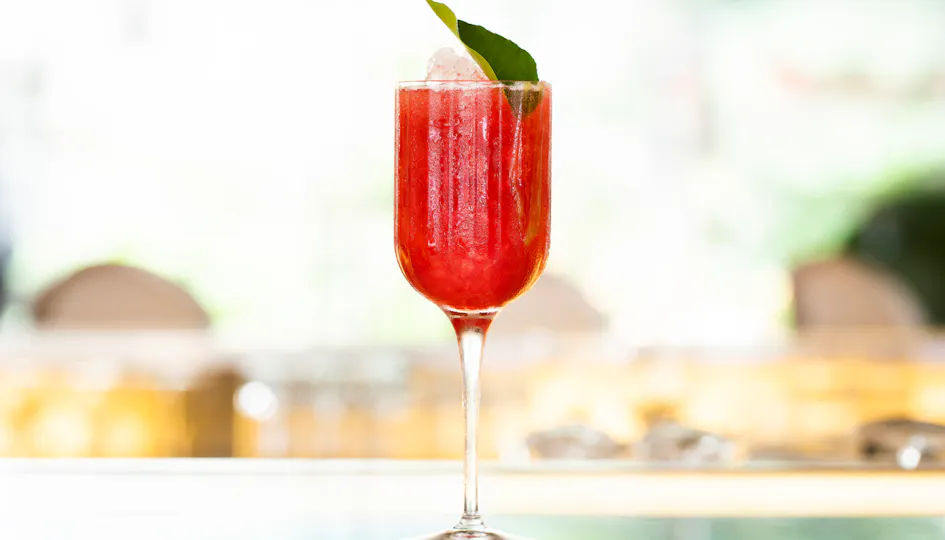 Long Bar at Sanderson hotel