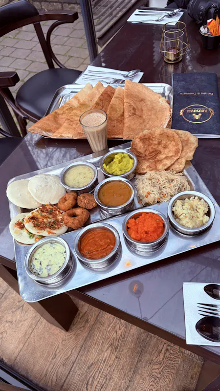 Arusuvai Restaurant