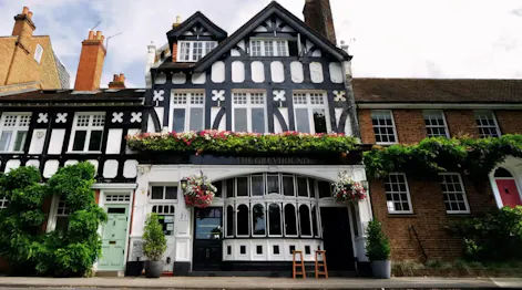 The Greyhound Kew