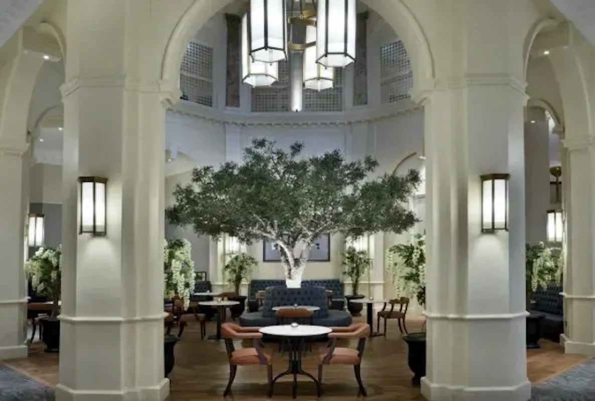 Lounge & Champagne Bar at The Midland