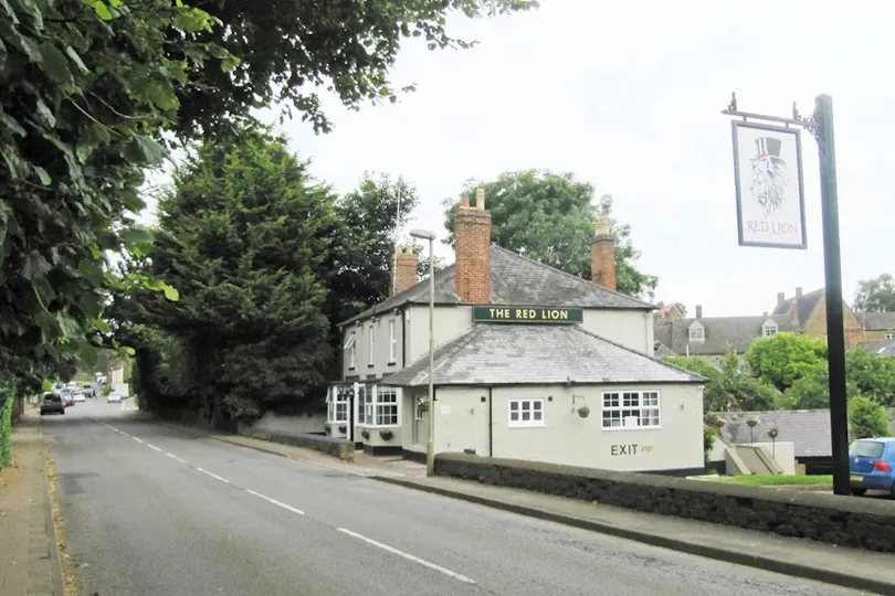 The Red Lion Bloxham