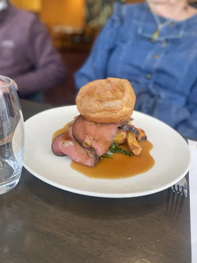 Grays Restaurant at Bicester Hotel 