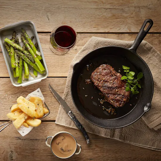 Cast Iron Bar & Grill at Sheraton Heathrow Hotel