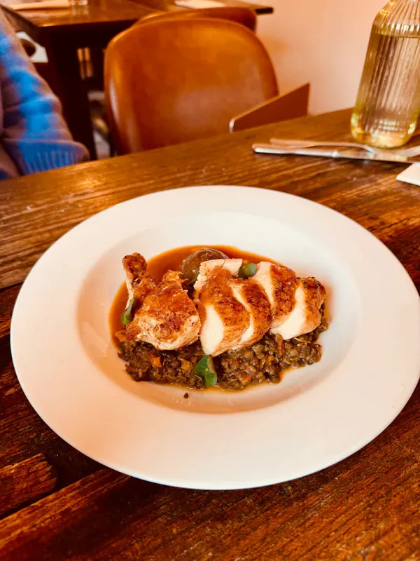 La Maison Bistro